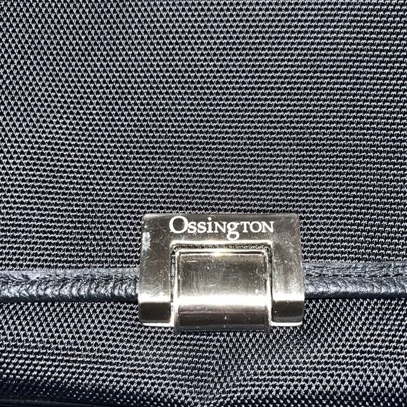 Ossington black messenger bag 19x14x21” - Picture 2 of 6